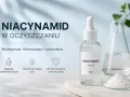 Szklana butelka z serum niacynamidowym, proszek w szalce Petriego i kolba laboratoryjna.