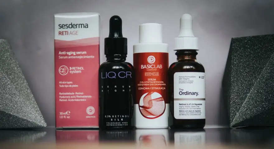 Retinol z HA: Co najpierw? Bezpieczna rutyna krok po kroku